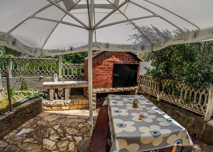 In - Insel Pasman 31078 شقة