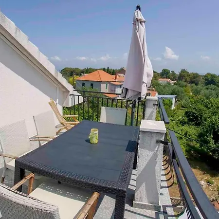 In Zdrelac/insel Pasman 31078 Appartamento *