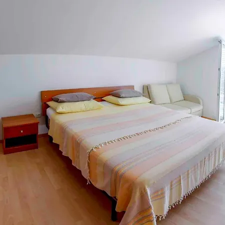 In - Insel Pasman 31078 Apartman *