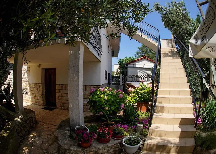 Apartment In - Insel Pasman 31078